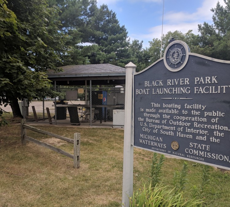 Black River Park Marina and Boat Launch (South&nbspHaven,&nbspMI)